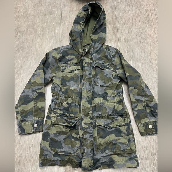 Cat & Jack Other - Cat & Jack Parka style coat for little girls size small camouflage